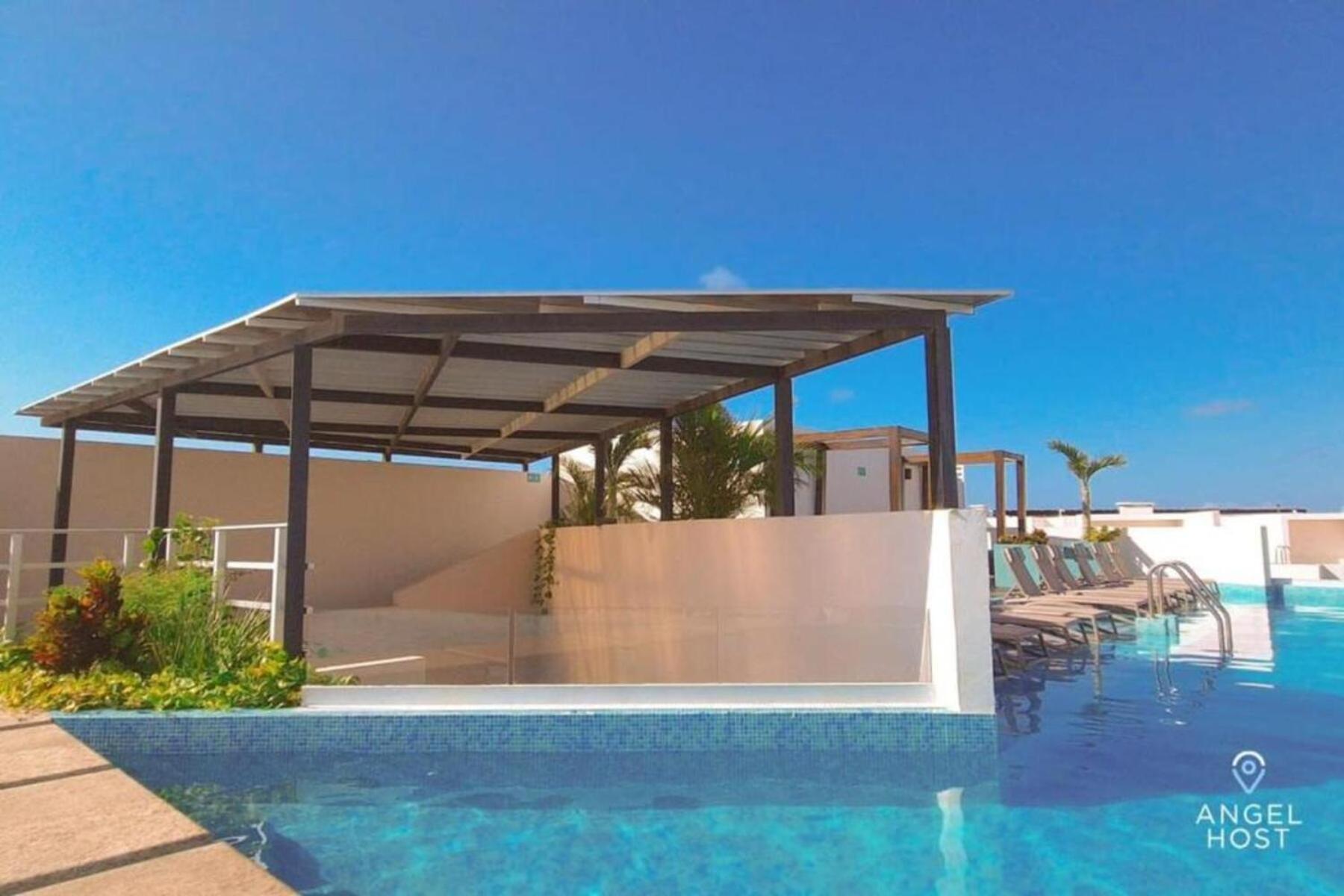 Style Wifi Work Desk Gym And 2 Pools Playa del Carmen